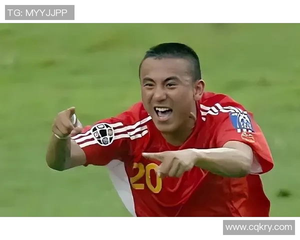 土伦杯足球明星盛典揭幕年轻球员展现无限潜力与激情 土伦杯足球明星盛典揭幕年轻球员展现无限潜力与激情