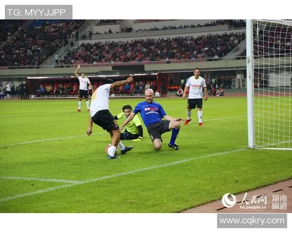 女生们的足球明星猜想大挑战谁能一眼识破真正的球场传奇 女生们的足球明星猜想大挑战谁能一眼识破真正的球场传奇