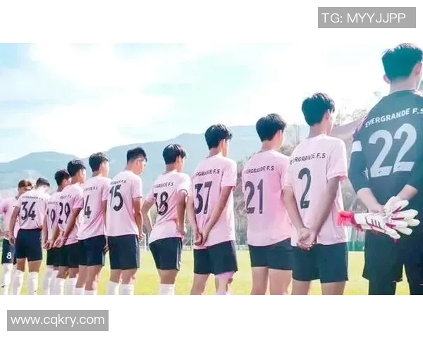 广州足球队荣登足球状态排行榜第二名展现强劲实力与潜力 广州足球队荣登足球状态排行榜第二名展现强劲实力与潜力